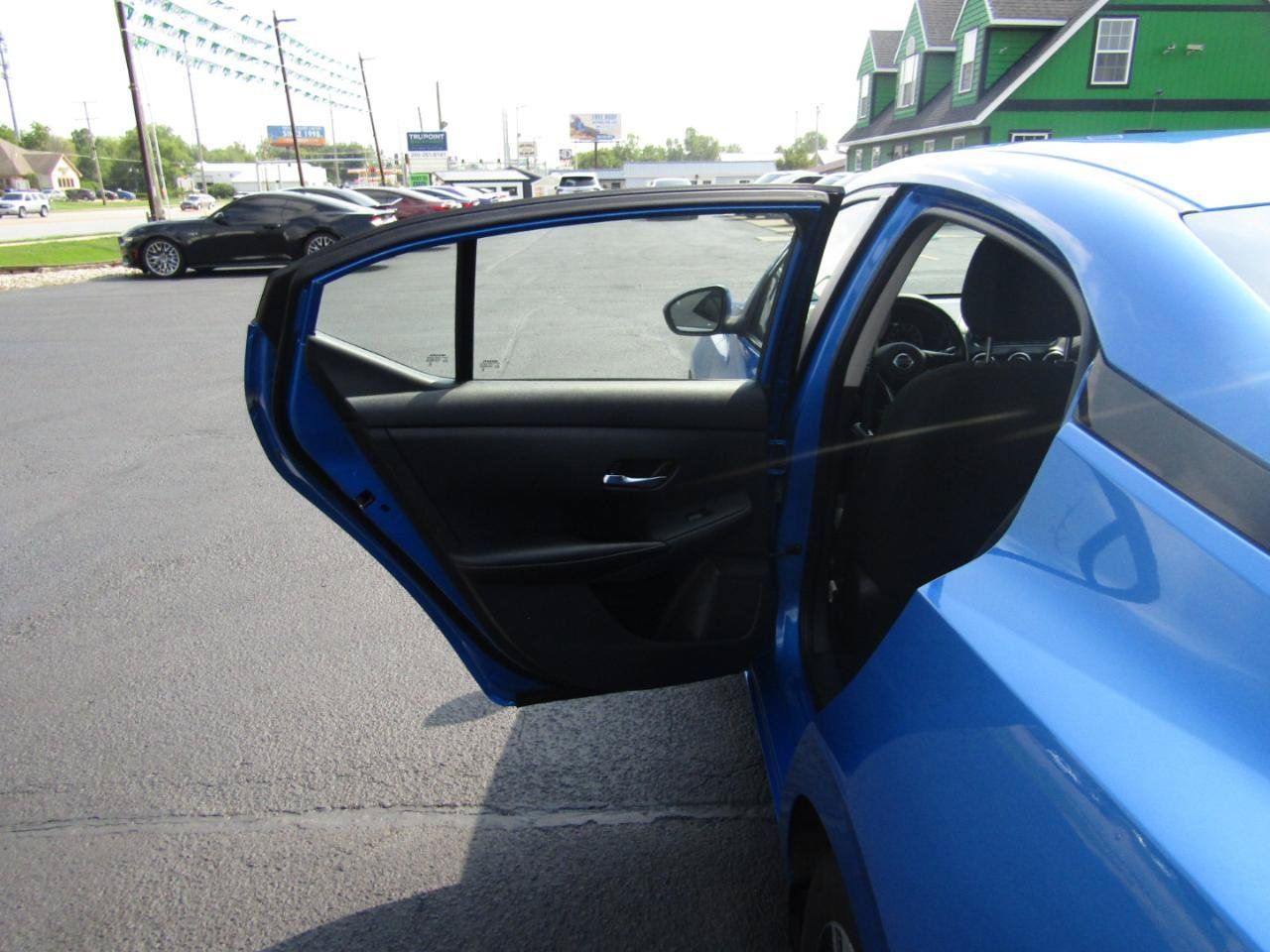 Used 2022 Nissan Sentra SV w/ Trunk Package FWD image 18