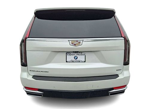 Used 2021 Cadillac Escalade Premium Luxury AWD/4WD image 5