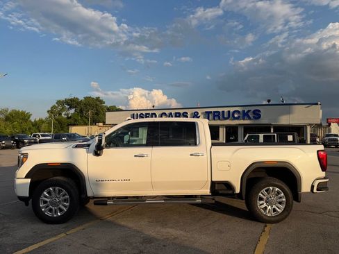 Used 2020 GMC Sierra 2500 Denali w/ Denali Ultimate Package AWD/4WD image 4