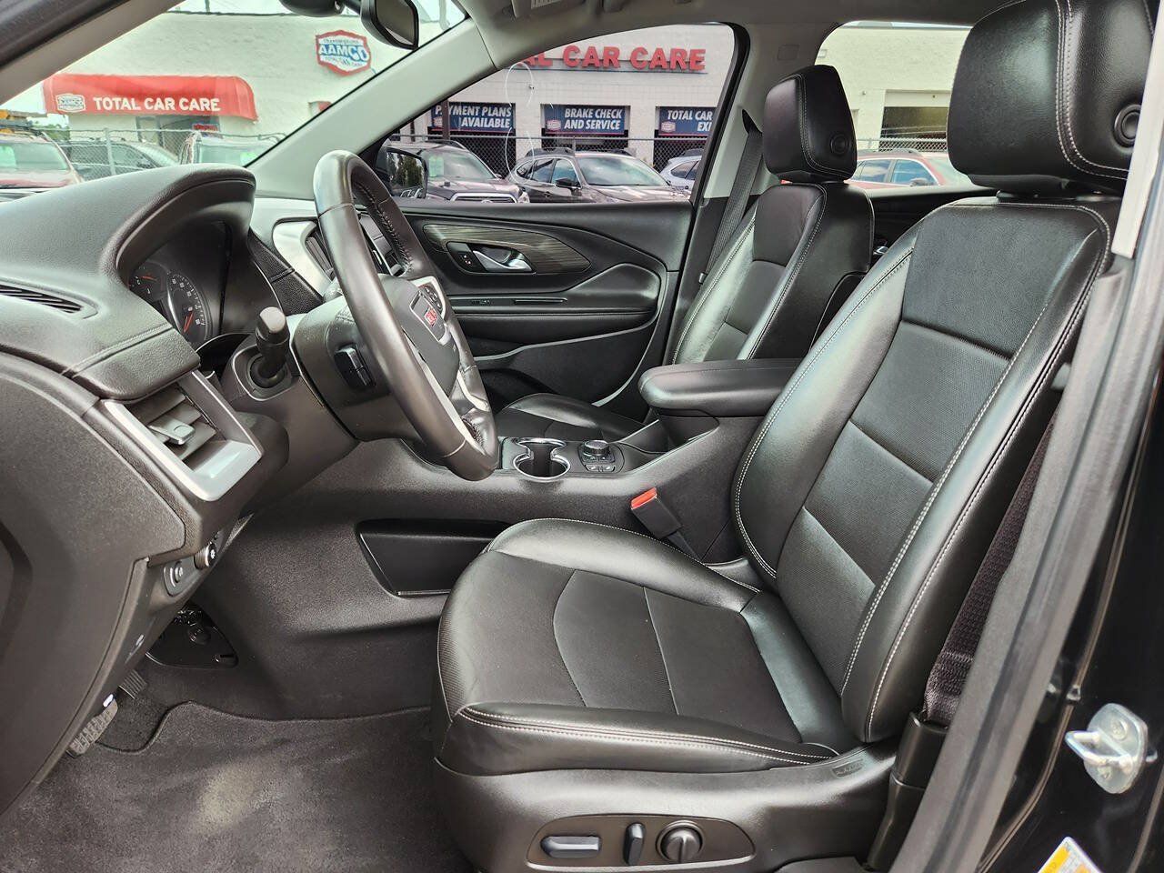 Used 2022 GMC Terrain SLT AWD/4WD image 12
