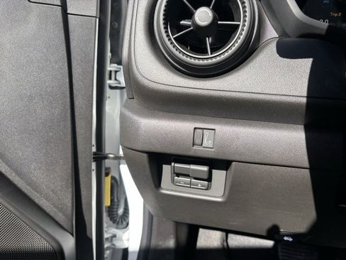 New 2026 Chevrolet Colorado W/T image 30