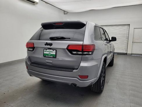 Used 2021 Jeep Grand Cherokee Laredo X RWD image 7