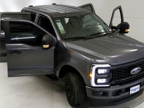Certified 2024 Ford F250 XL w/ STX Appearance Package AWD/4WD image 25