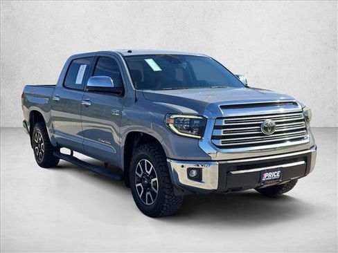 Used 2019 Toyota Tundra Limited w/ Limited Premium Package AWD/4WD image 3