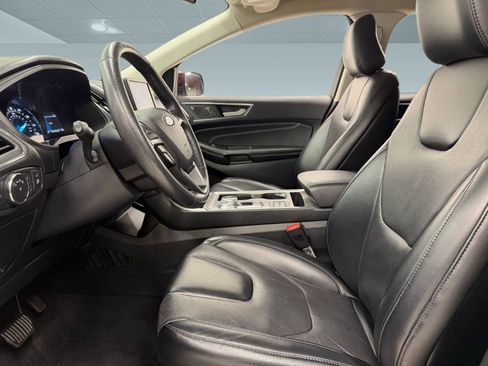 Used 2022 Ford Edge Titanium AWD/4WD image 4