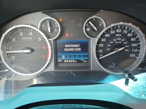 Used 2016 Toyota Tundra SR5 w/ TRD Off Road Package AWD/4WD image 4
