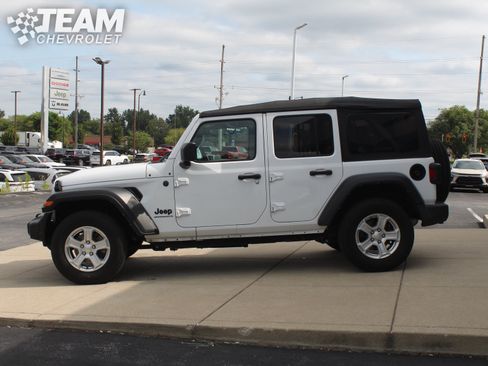 Used 2023 Jeep Wrangler Unlimited Sport AWD/4WD image 7
