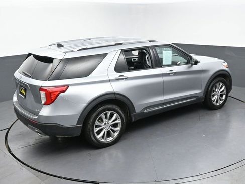 Used 2023 Ford Explorer Limited AWD/4WD image 47