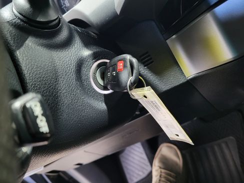 Used 2018 Toyota Tacoma SR5 image 23