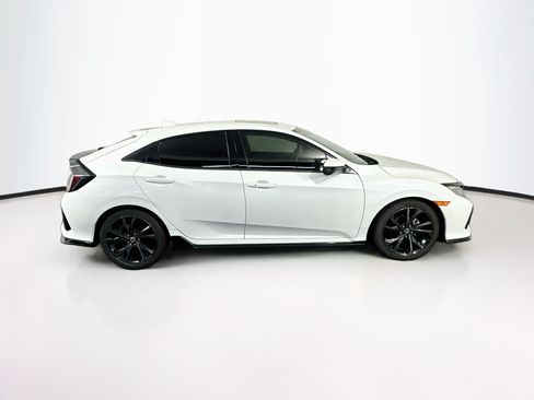 Used 2018 Honda Civic Sport Touring image 10
