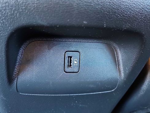 Used 2023 Nissan Sentra SV image 11