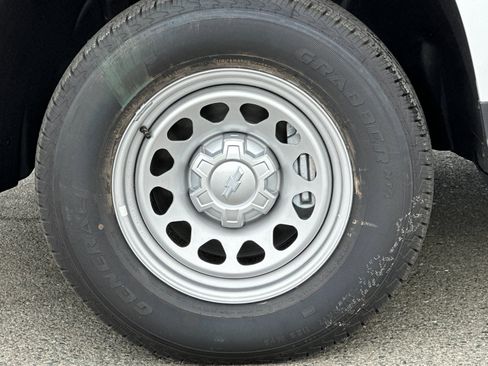 New 2026 Chevrolet Silverado 1500 W/T w/ WT Value Package image 29