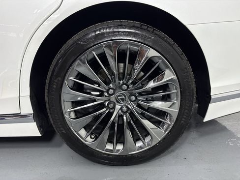 Used 2021 Lexus LS 500 AWD w/ Interior Upgrade Package image 8