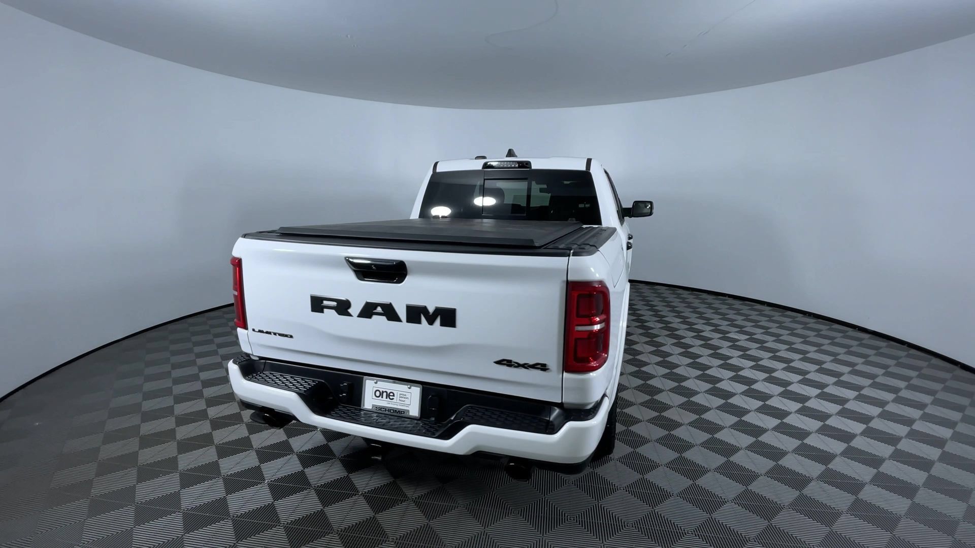 Used 2025 RAM 1500 Limited AWD/4WD image 8