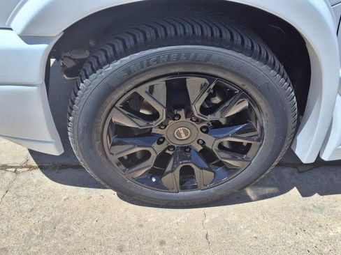 New 2025 GMC Savana 2500 Explorer Van w/ Driver Convenience Package image 9