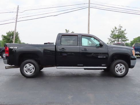 Used 2013 GMC Sierra 2500 SLE w/ SLE Preferred Package AWD/4WD image 7