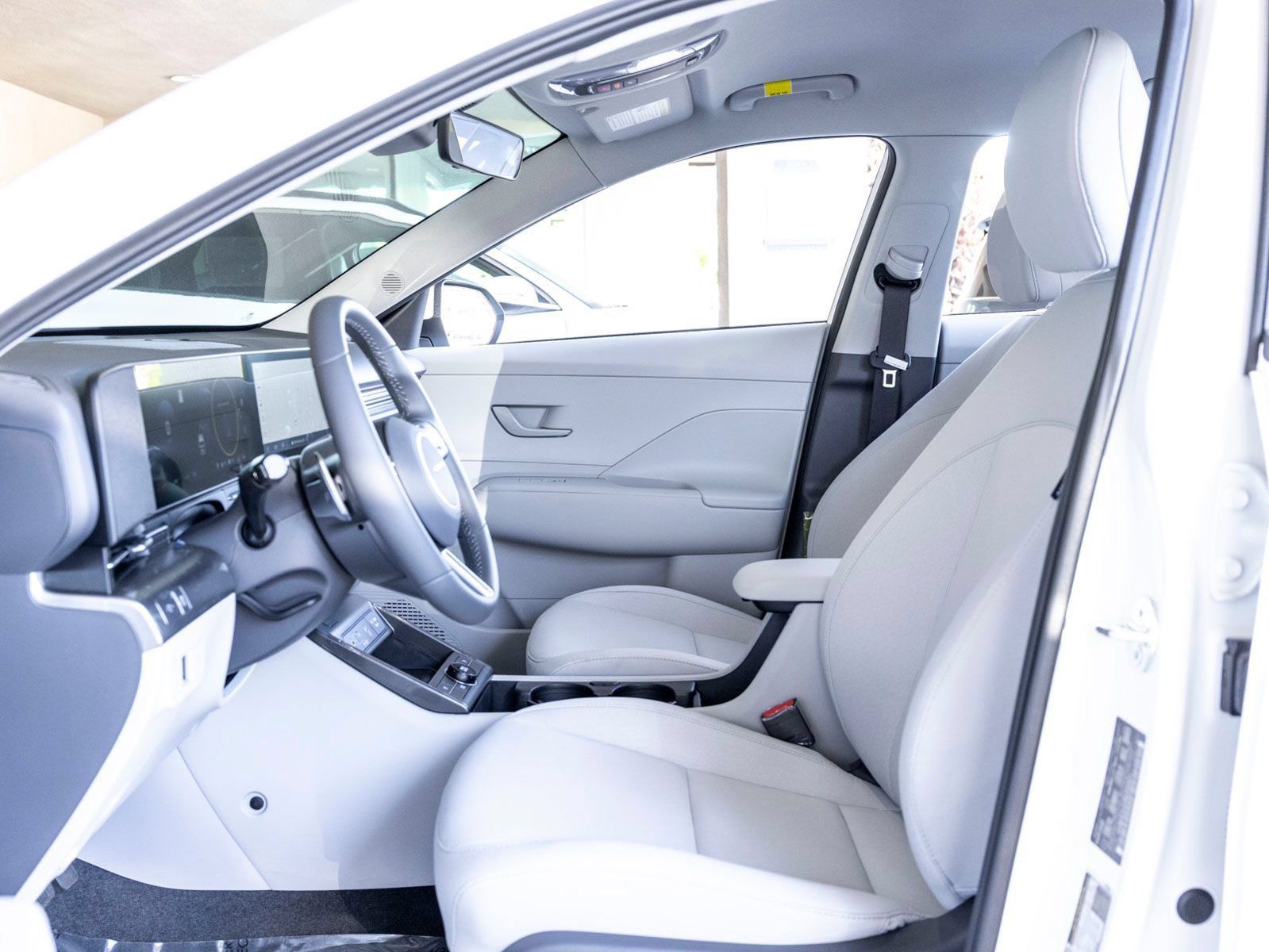 New 2025 Hyundai Kona SEL FWD image 16