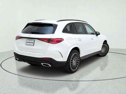 Certified 2026 Mercedes-Benz GLC 300 image 9