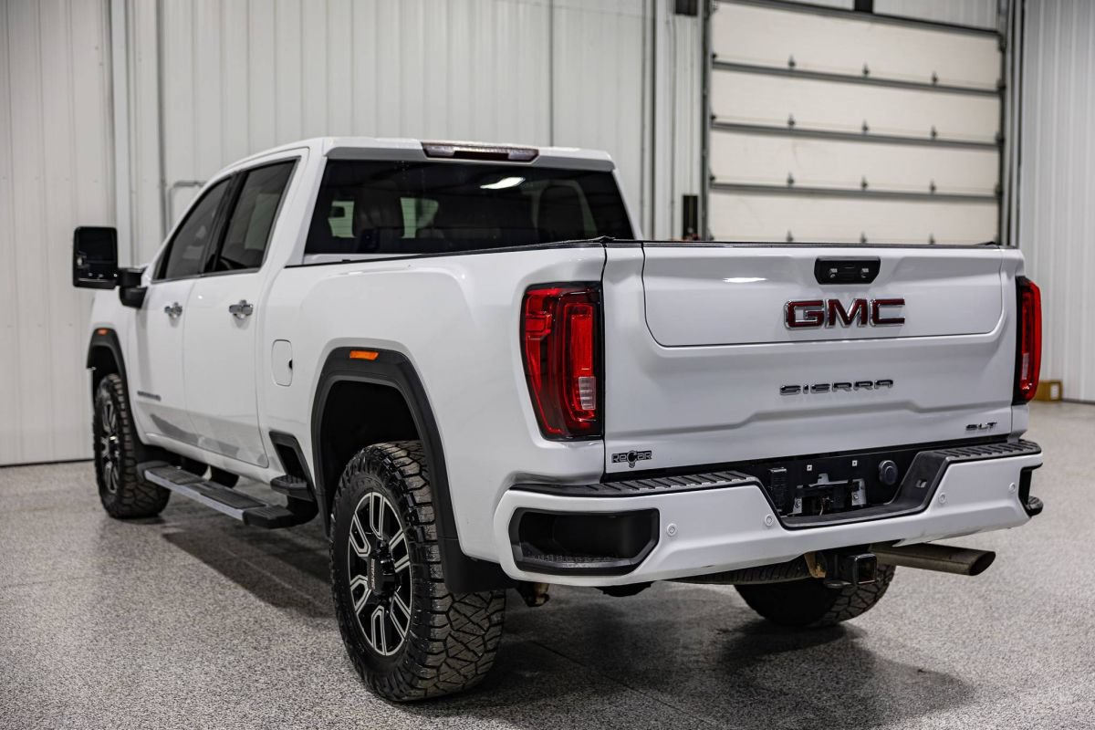 Used 2021 GMC Sierra 2500 SLT AWD/4WD image 3