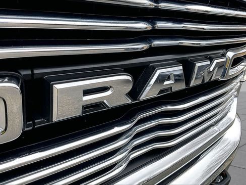 Used 2022 RAM 2500 Laramie AWD/4WD image 28