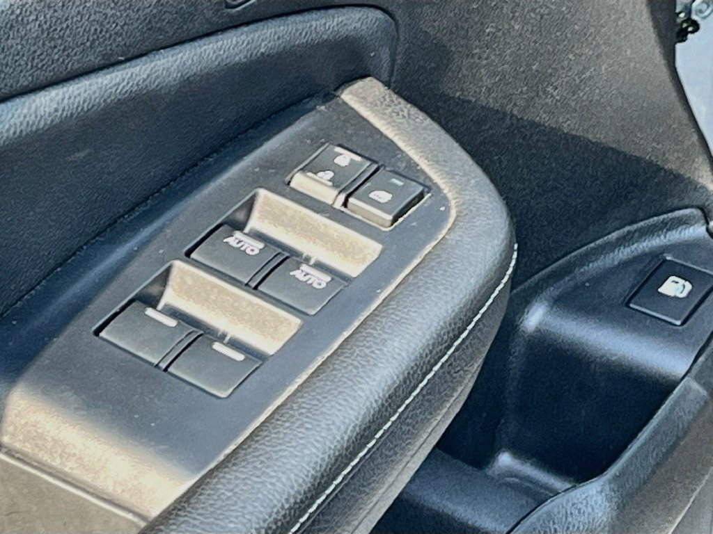 Used 2025 Honda Ridgeline Sport image 17