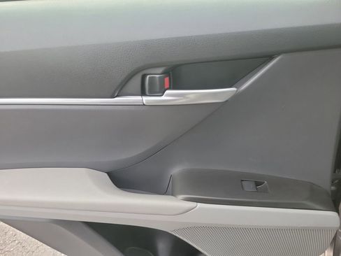 Used 2024 Toyota Camry LE image 8