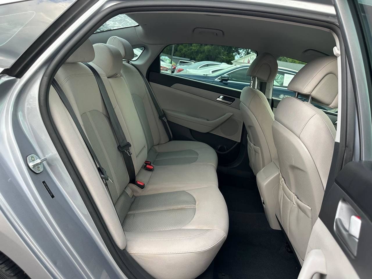 Used 2015 Hyundai Sonata SE FWD image 34