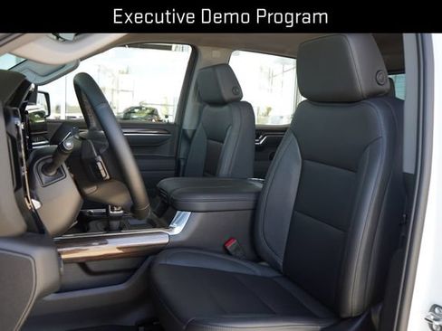 Used 2026 Chevrolet Silverado 1500 LT Trail Boss w/ LT Trail Boss Premium Package AWD/4WD image 29
