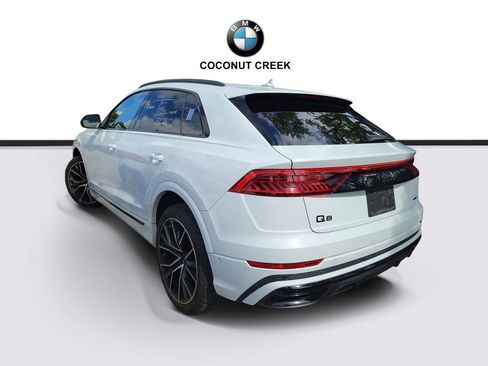 Used 2022 Audi Q8 Premium Plus AWD/4WD image 4