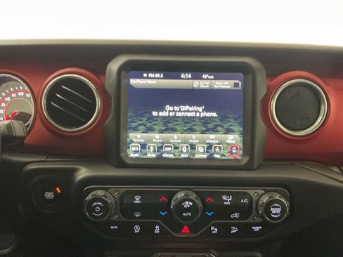 Used 2018 Jeep Wrangler Unlimited Rubicon image 11