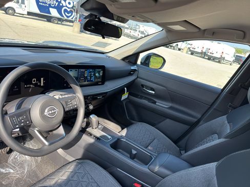 New 2026 Nissan Kicks SV w/ Cold Weather Package image 24