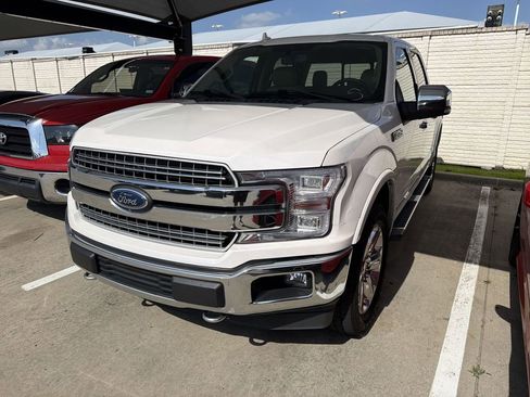 Used 2018 Ford F150 Lariat w/ Equipment Group 502A Luxury AWD/4WD image 1