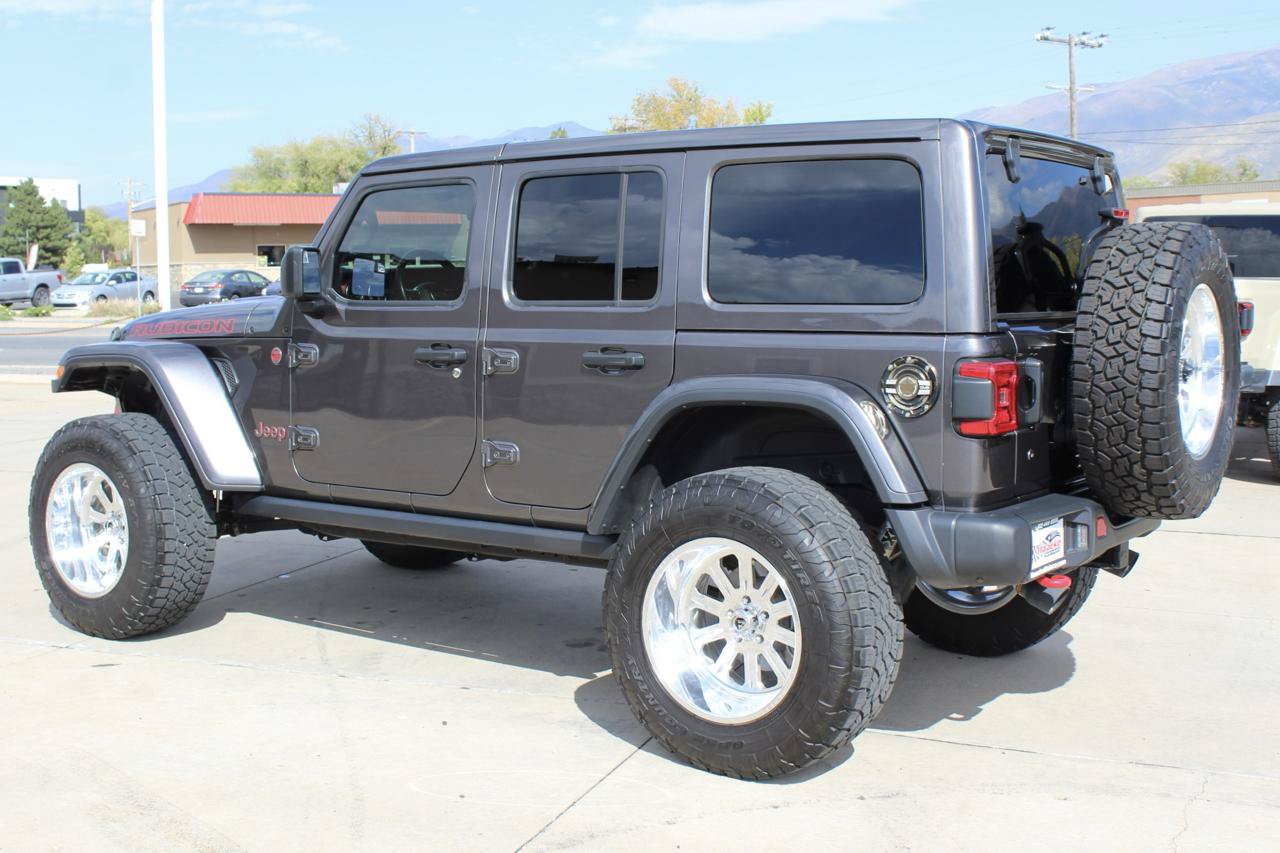 Used 2018 Jeep Wrangler Unlimited Rubicon AWD/4WD image 11