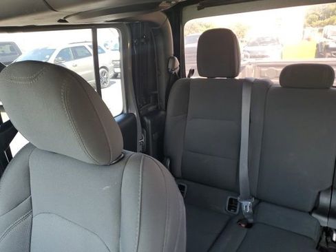 Used 2020 Jeep Gladiator Sport w/ Trailer Tow Package AWD/4WD image 14