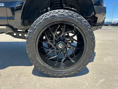 Used 2017 Ford F350 Platinum AWD/4WD image 18