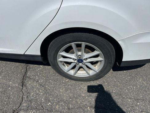 Used 2018 Ford Focus SE image 9