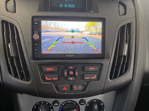 Used 2012 Ford Focus SE image 8