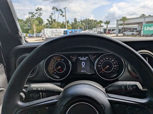 Used 2021 Jeep Wrangler Sport AWD/4WD image 22