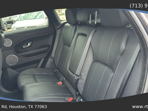 Used 2016 Land Rover Range Rover Evoque SE image 30