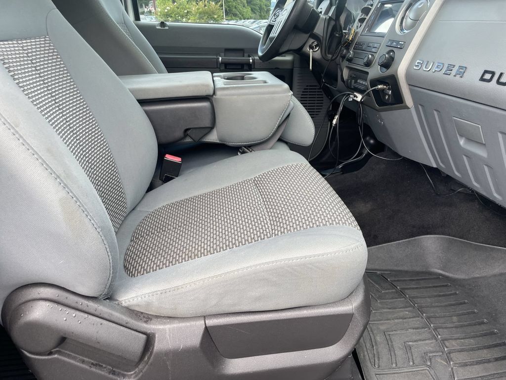 Used 2012 Ford F250 XLT w/ XLT Premium Pkg AWD/4WD image 29