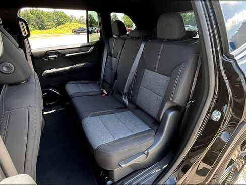 New 2026 GMC Acadia Elevation w/ Black Edition FWD image 10
