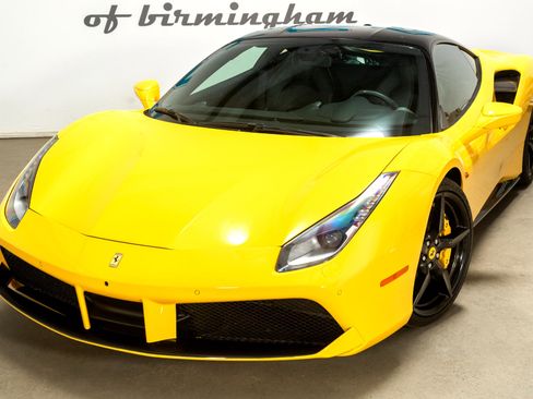 Used 2016 Ferrari 488 GTB image 24