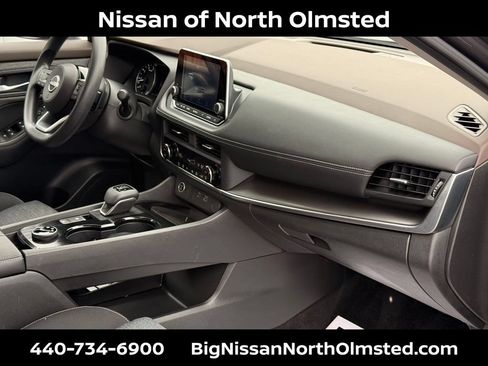Certified 2023 Nissan Rogue SV AWD/4WD image 28