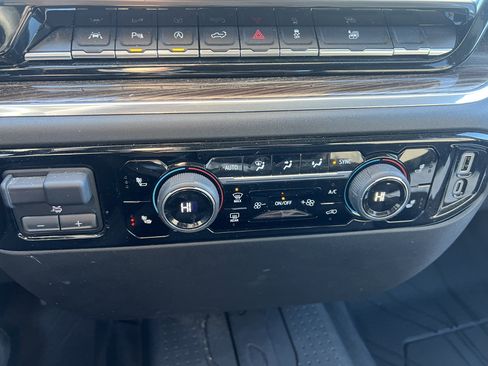 Certified 2023 Chevrolet Silverado 1500 LT w/ Safety Package image 23