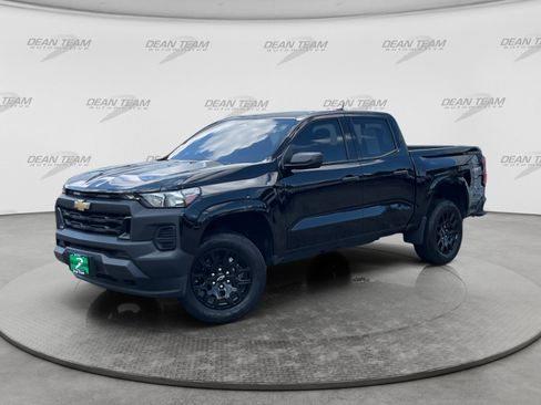 Used 2026 Chevrolet Colorado W/T w/ WT Custom Package AWD/4WD image 3