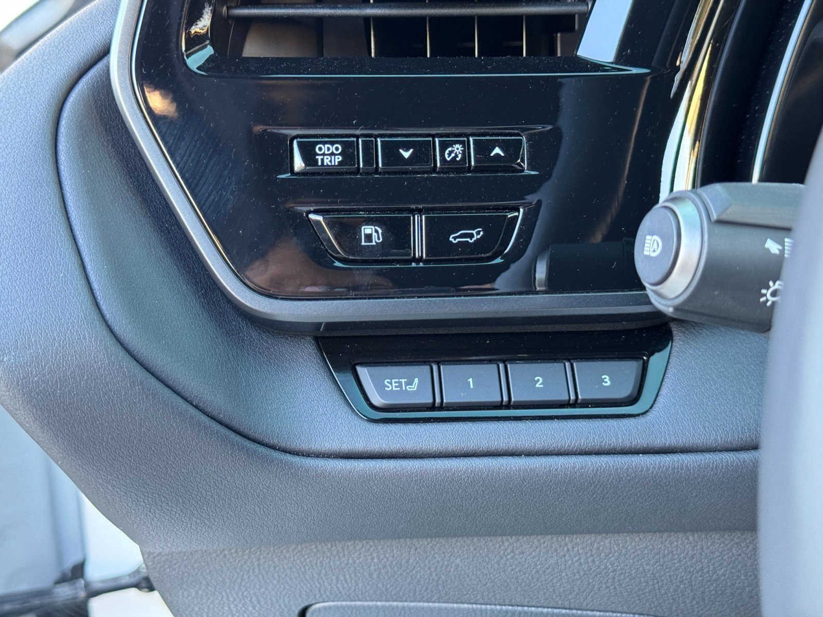 Used 2026 Lexus TX 350 FWD w/ Technology Package image 18