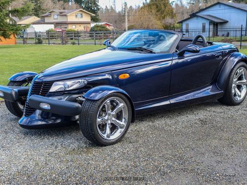 Used 2001 Chrysler Prowler image 14