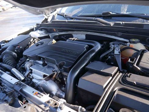 Used 2022 Chevrolet Malibu LT image 13