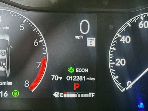 Used 2025 Honda HR-V LX image 18