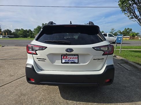 Used 2025 Subaru Outback Onyx Edition AWD/4WD image 20